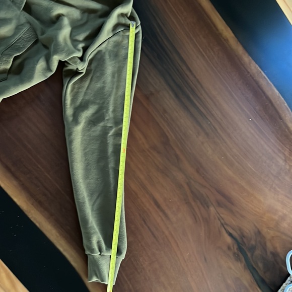 Zyia Calmness Pocket Hoodie - Picture 6 of 8